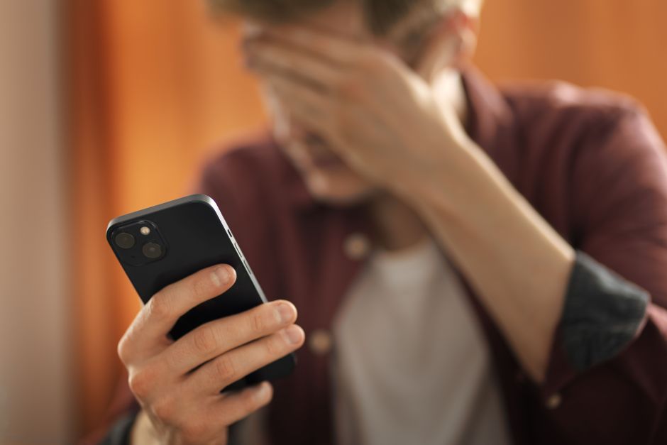 “Não Me Perturbe”: 4 maneiras de bloquear ligações automáticas de robôs
