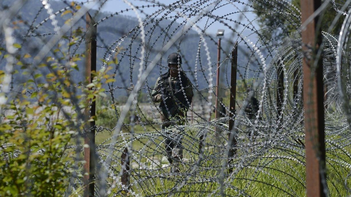 Índia pede justiça após ataque na Caxemira e tensão crescente com Paquistão