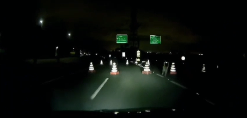 Bandidos fecham Imigrantes com cones e tentam roubar motoristas; vídeo
