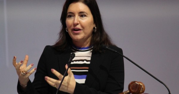 Simone Tebet diz que, se precisar, a União irá completar recursos para ressarcimento de fraude no INSS