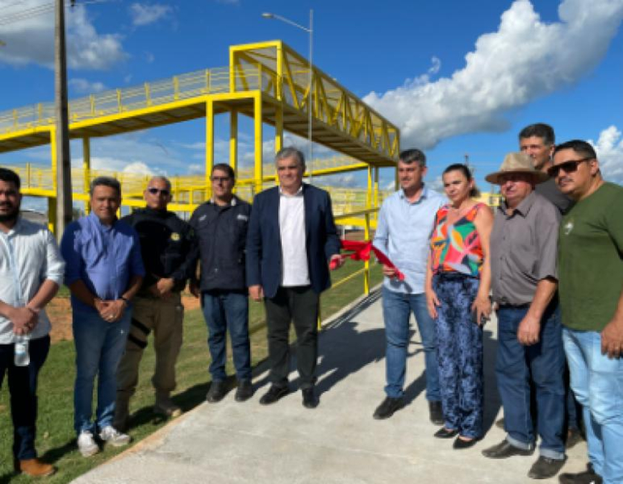 Passarela Elevada é inaugurada em Matupá com presença de autoridades