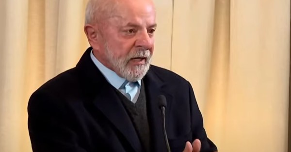 Fraude no INSS: na Rússia, Lula explica demora na investigação e diz que não tem pressa