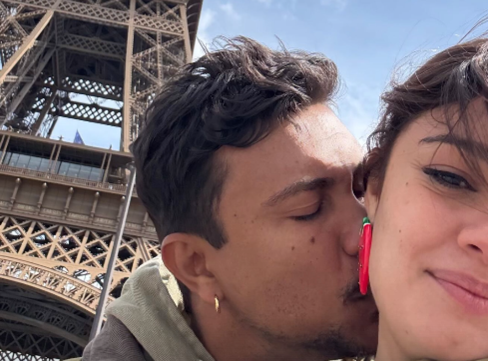 Xamã e Sophie Charlotte reataram namoro? Cantor posta foto com atriz em clima romântico em Paris
