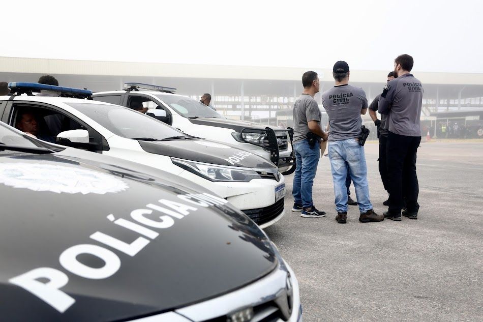 Polícia investiga morte de homem encontrado baleado na zona oeste do Rio