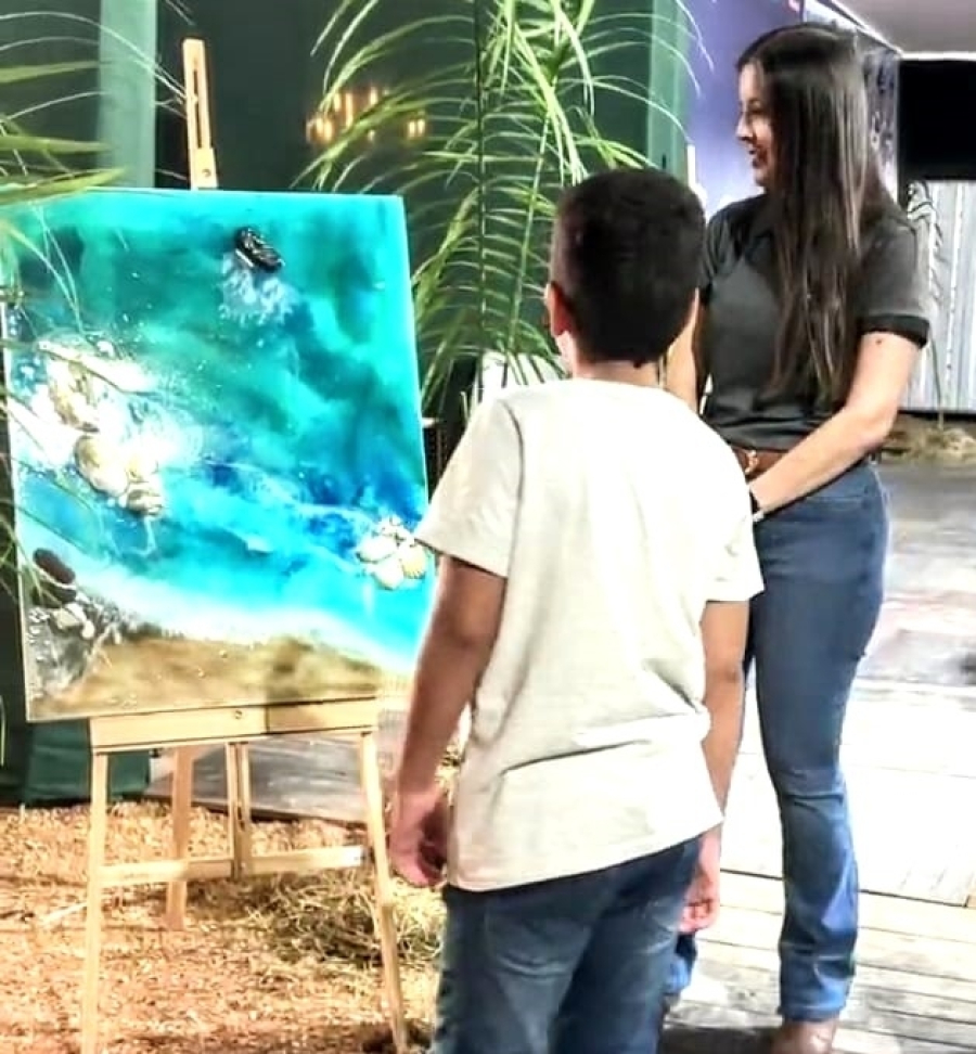 Exponorte: Mãe destaca acolhimento de crianças autistas no estande da Prefeitura de Sinop